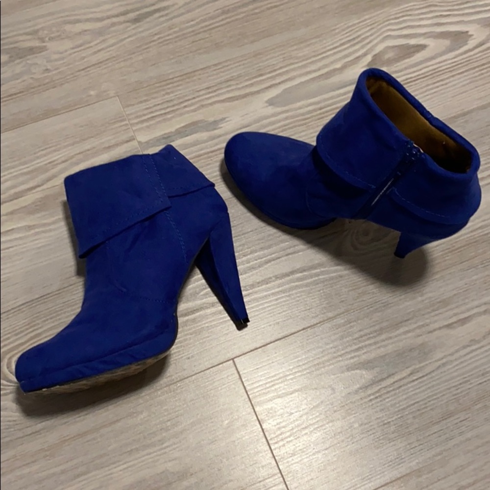 Blue high heel shoes